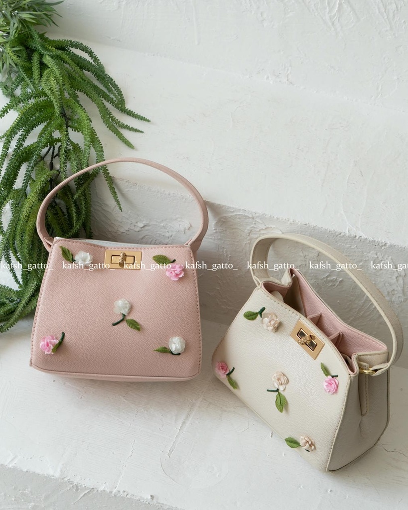 کیف گلدار فندی