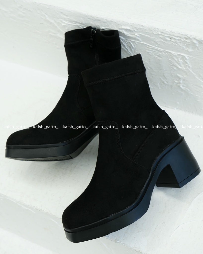 نیم بوت پاشنه رایکا